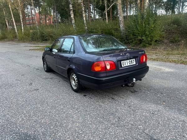 Toyota Corolla Raasepori - valokuva 4