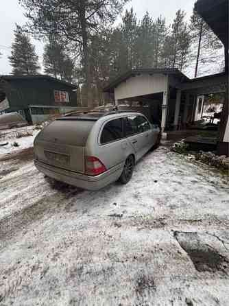 Mercedes-Benz 200 Kuusamo