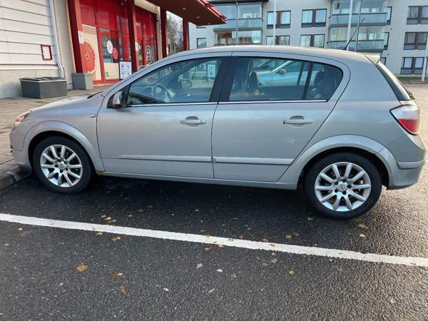 Opel Astra Oulu - valokuva 2