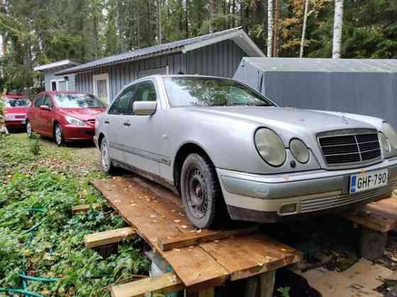 Mercedes-Benz 220 Heinävesi