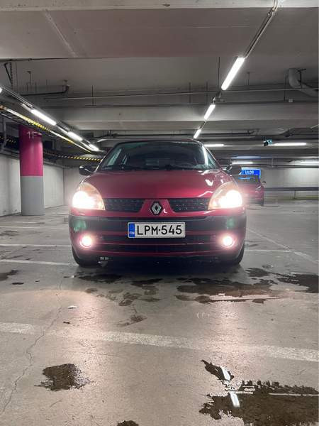 Renault Clio Espoo - valokuva 1