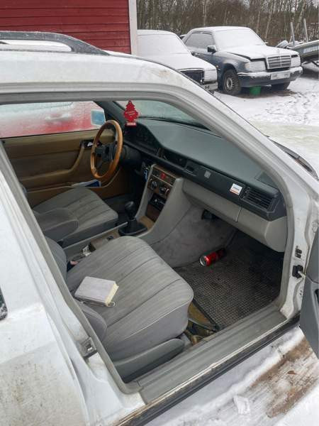 Mercedes-Benz E Tyrnävä - изображение 4