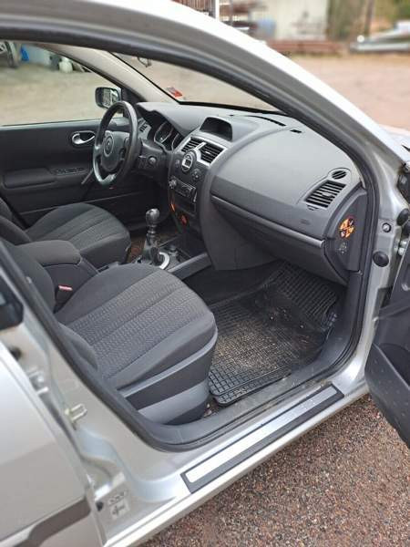 Renault Megane Lieto - valokuva 8
