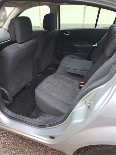 Renault Megane Lieto - valokuva 7
