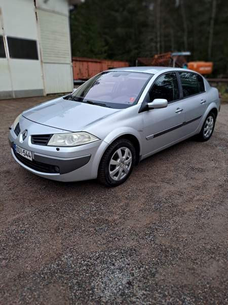Renault Megane Lieto - valokuva 1