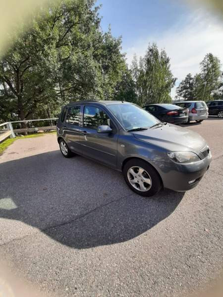 Mazda 2 Helsinki - valokuva 3