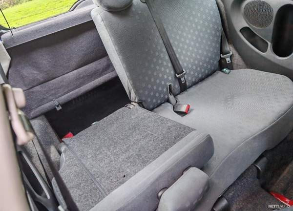 Nissan Micra Luga – foto 1