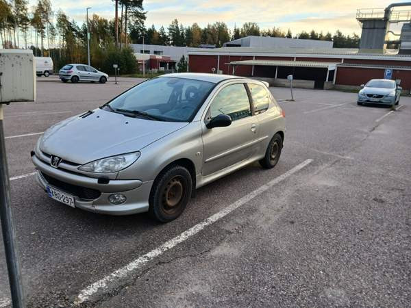 Peugeot 206 Porvoo - valokuva 1