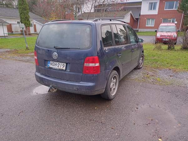 Volkswagen Touran Hämeenkyrö - photo 4