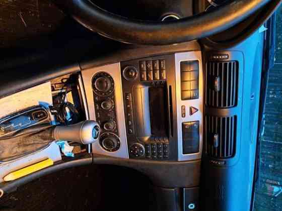 Mercedes-Benz 220 Luga