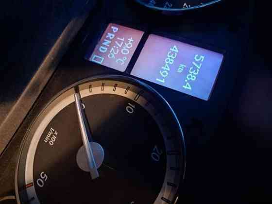 Mercedes-Benz 220 Luga