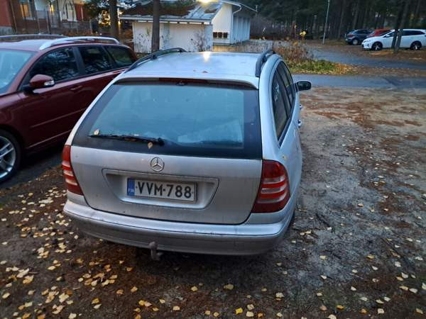 Mercedes-Benz 220 Luga - photo 4