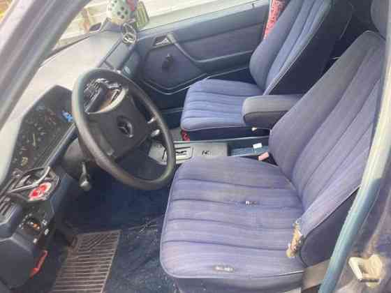 Mercedes-Benz 230 Нурмиярви