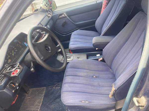 Mercedes-Benz 230 Нурмиярви - изображение 4