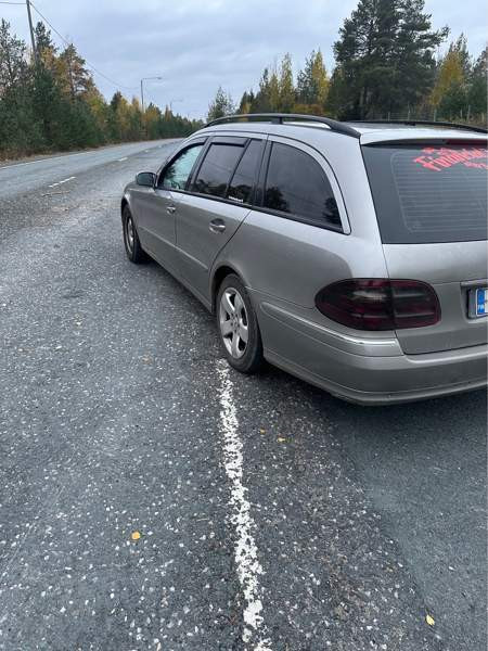 Mercedes-Benz E Taksimo - valokuva 4