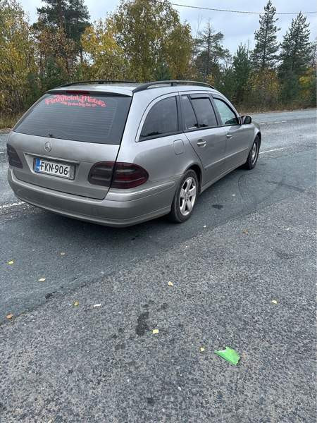 Mercedes-Benz E Taksimo - valokuva 3