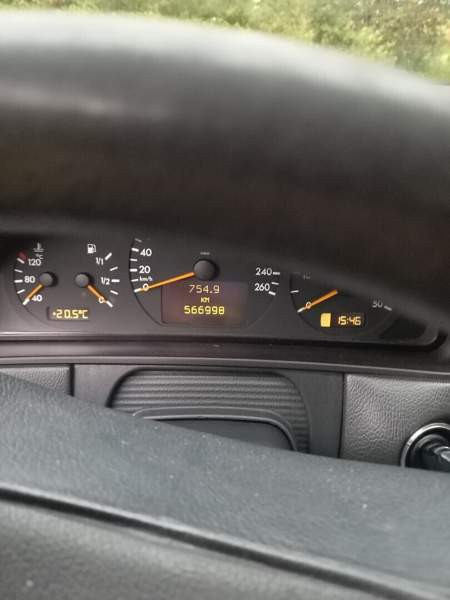 Mercedes-Benz E Jalasjärvi - valokuva 7