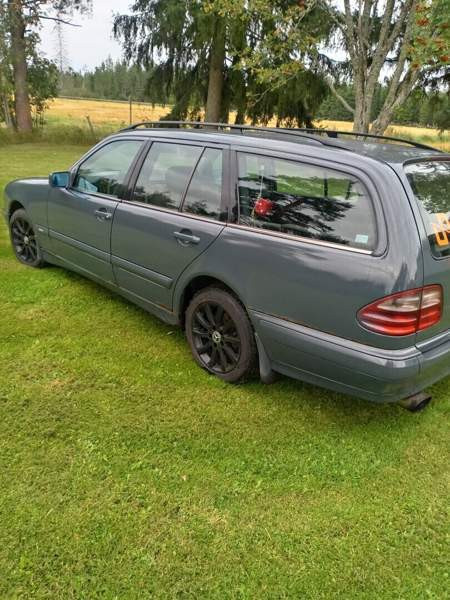 Mercedes-Benz E Jalasjärvi - valokuva 2