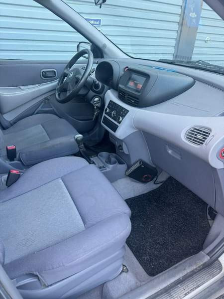 Nissan Almera Tino Kemin - photo 8