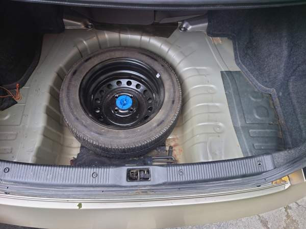 Nissan Almera Loppi - valokuva 7