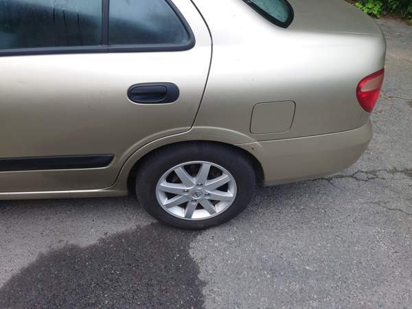 Nissan Almera Loppi - valokuva 6