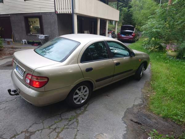 Nissan Almera Loppi - valokuva 1