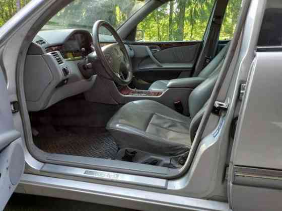 Mercedes-Benz E Alahärmä