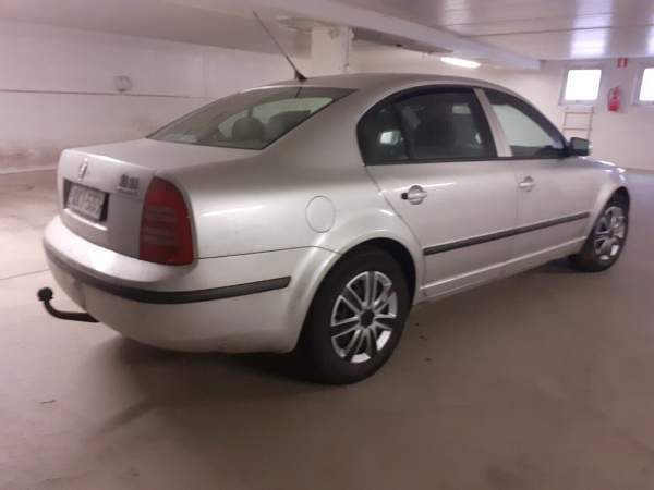 Skoda Superb Kuopio - valokuva 3