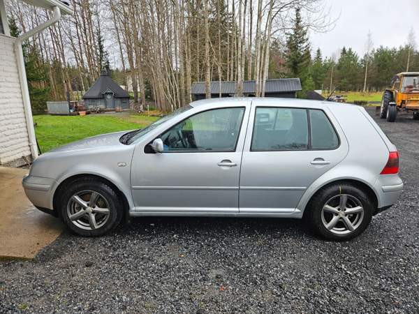 Volkswagen Golf Лемпяаля - изображение 4