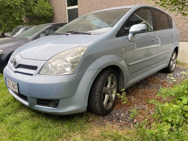 Toyota Corolla Verso Helsinki - valokuva 4