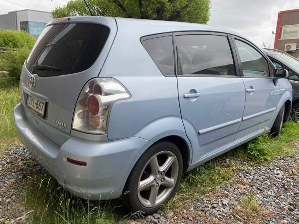 Toyota Corolla Verso Helsinki - valokuva 2