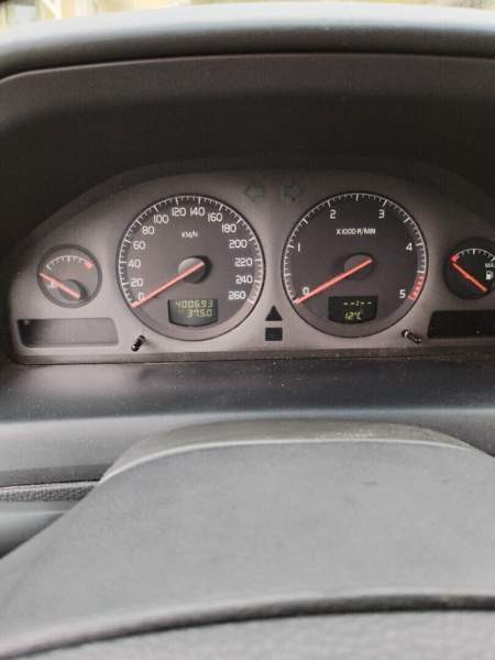 Volvo V70 Йоэнсуу - изображение 3