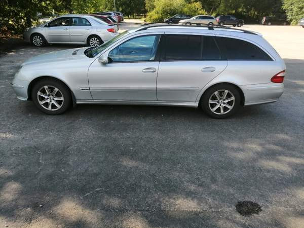 Mercedes-Benz 220 Helsinki - valokuva 3