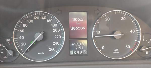 Mercedes-Benz C Йоэнсуу - изображение 8