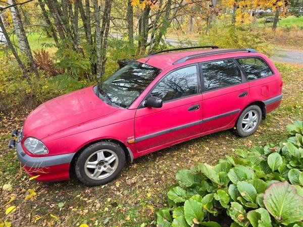 Toyota Avensis Jyvaeskylae – foto 1