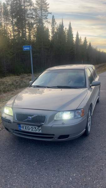 Volvo V70 Muonio - изображение 2