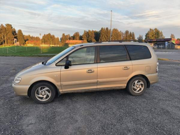 Hyundai Trajet Ulvila - valokuva 4