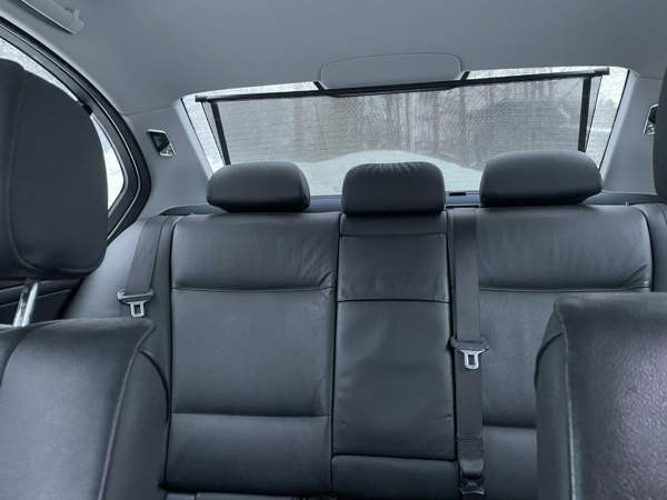 BMW 320 Espoo - photo 8