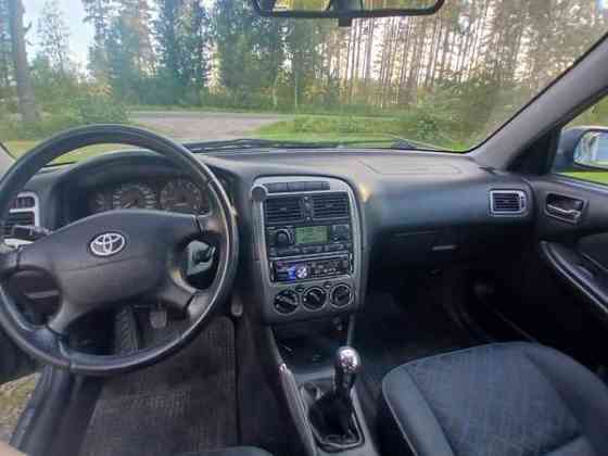 Toyota Avensis Nivala