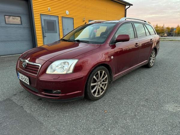 Toyota Avensis Hämeenlinna - valokuva 1