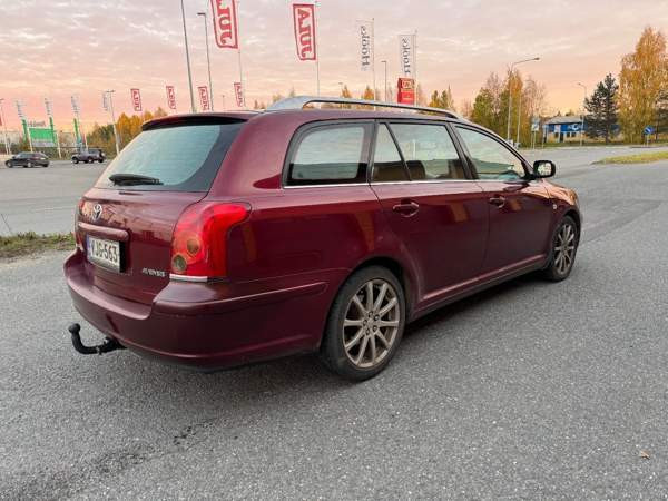 Toyota Avensis Hämeenlinna - valokuva 3