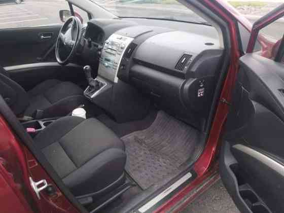 Toyota Corolla Verso Турткуль