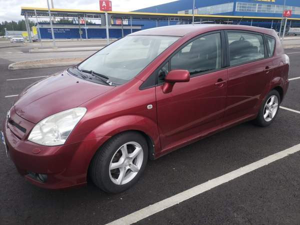 Toyota Corolla Verso Turtkul – foto 1