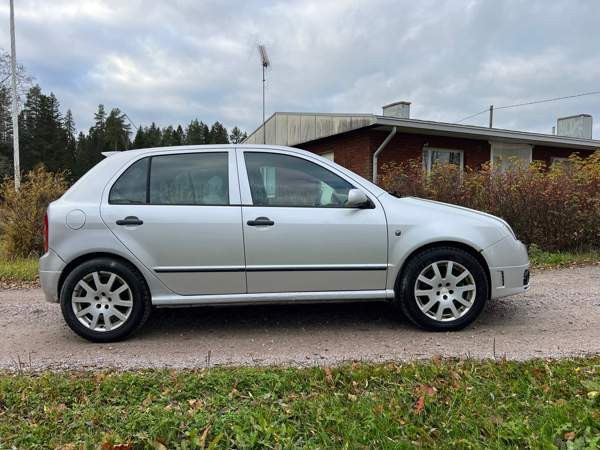 Skoda Fabia Мянтсяля - изображение 5