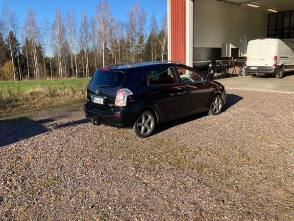 Toyota Corolla Verso Somero - photo 3