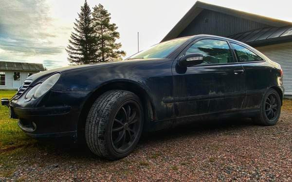 Mercedes-Benz C Pyhäjärvi - valokuva 2