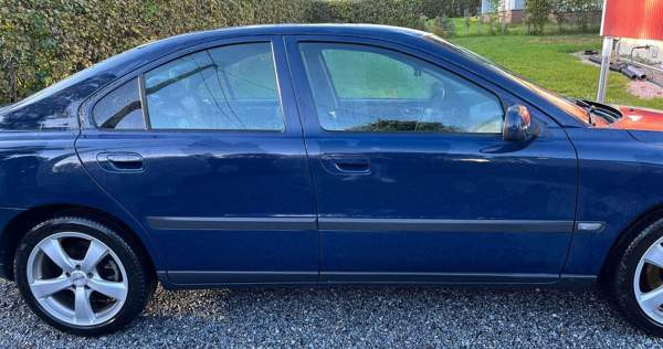 Volvo S60 Нокиа - изображение 3