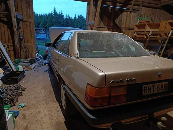 Audi 100 Pertunmaa - изображение 8
