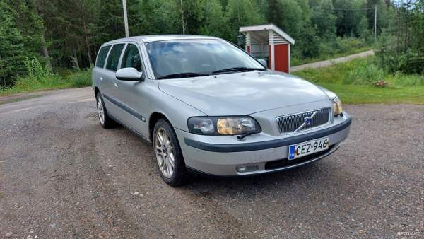Volvo V70 Рованиеми - изображение 1