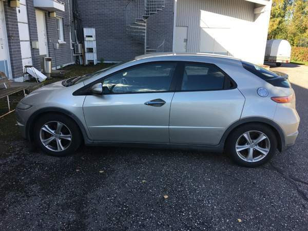 Honda Civic Joutsa - photo 2